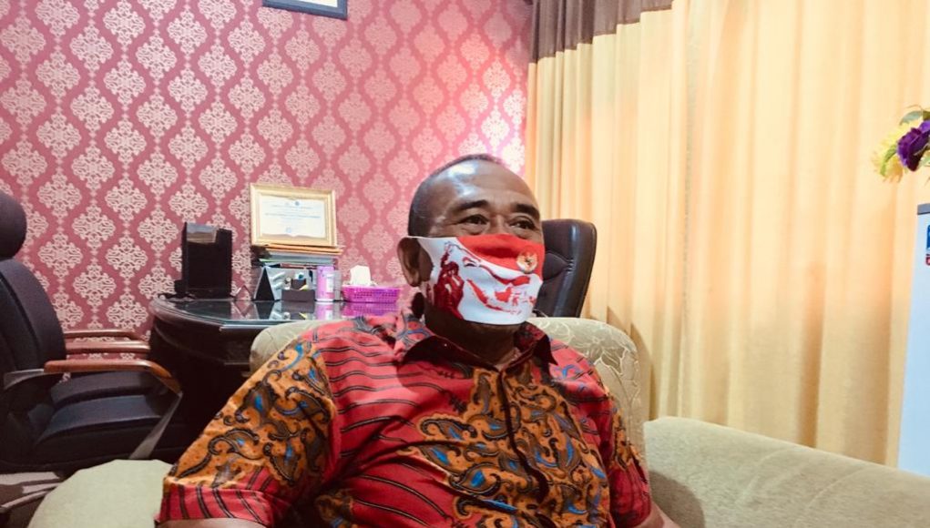 Ketua DPRD kota Mojokerto, Sunarto teken agenda penjadwalan atau Badan Musyawarah (Banmus)
