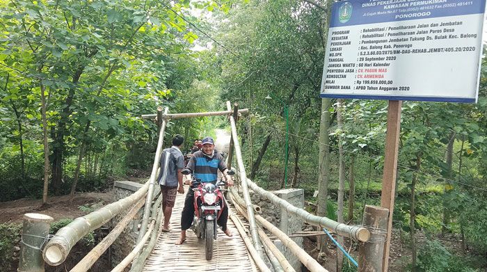 Di Hebohkan, Proyek Jembatan Bambu Hampir 200 Juta