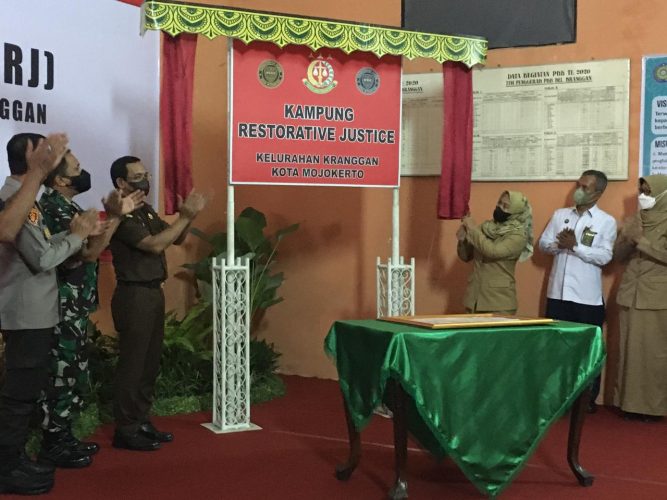 Kejari kota Mojokerto Bentuk Kampung Restorative Justice Di Kelurahan Kranggan